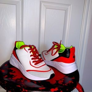 Marc Fisher multicolor sneakers (6.5)